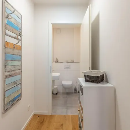 Theos Garten شقة *