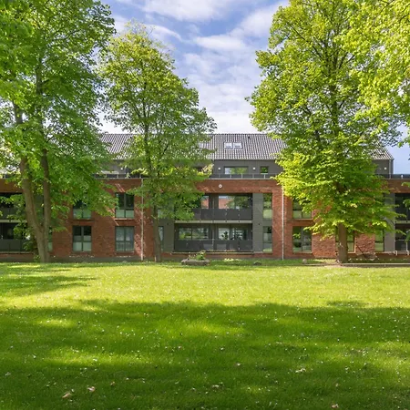 Theos Garten * هوسوم