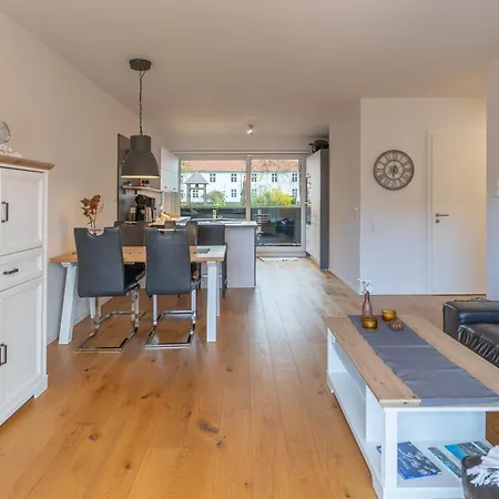 Theos Garten شقة هوسوم